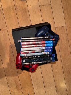 !! PS4 -- PlayStation4 - 500 GB - 2 controller & Power Cord!!