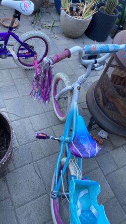 Girls bike