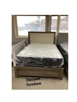 Queen Size bed with Mattresses SALE