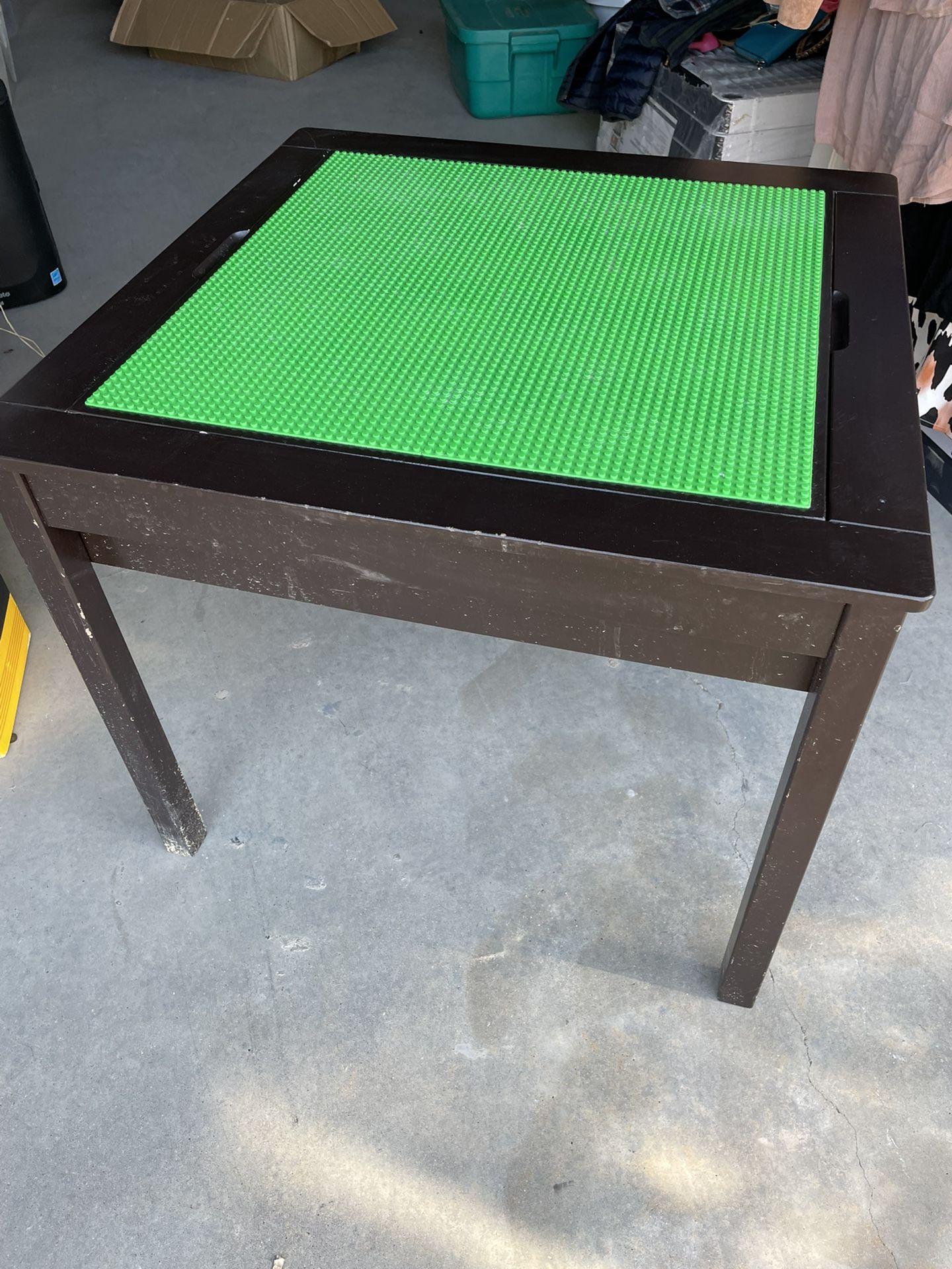 Lego Table