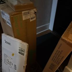 Twin XL, Memory Foam Mattress, Bed Frame, Rail supports. 