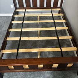 Kane Full platform bed Home And Gardens 