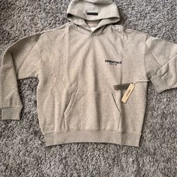 ESSENTIALS HOODIE
