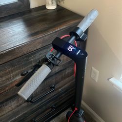 AOVOPRO  Electric Scooter ( Waterproof ) 