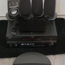 Yamaha Rx-v1800 Reciever, Klipsch Quintet III 5.1 Surrond Speakers + Subwoofer!!! Home Stereo.