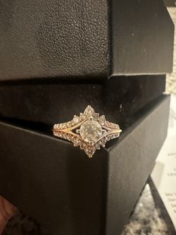 Women’s Ring