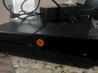 Xbox one with 2 controllers