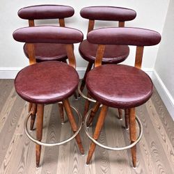 Calorator Furniture Vintage MCM Bar Stools 
