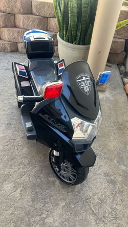 Metro police 12 volt motorcycle for kids 👶!