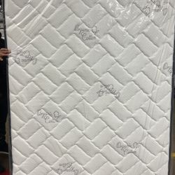 MATTRESS DISPONIBLES📢 🛏  TWIN, FULL, QUEEN & KING✅  PRECIOS SÚPER BAJOS