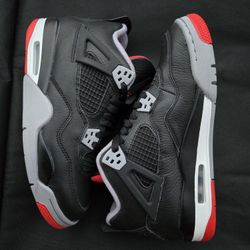 Like New Jordan 4 Bred Reimagined Size 7 (Pick Up)