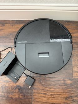 iRobot Roomba Robot Vacuum with Dock