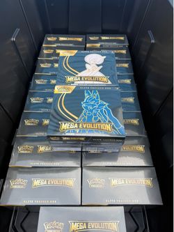 Pokemon Mega Evolution ETB - Lucario and Gardevoir