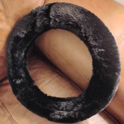 Fuzzy Steering Wheel Cover – Cute Plush Car Interior Decor