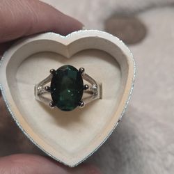 .925 Sterling Silver Emerald Ring 
