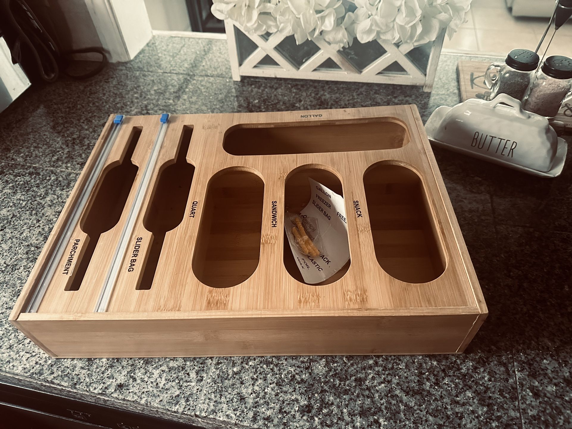 Kitchen foil and plastic bag Organizer/storage drawer