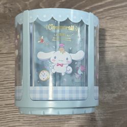 Cinnamon Roll Pencil Holder