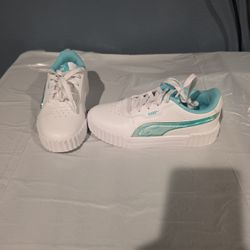 Girls Puma Shoes