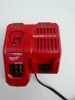 Milwaukee M18 /M12 rapid charger