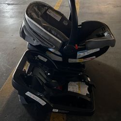 Graco Car Seat, With Two Base Attachments