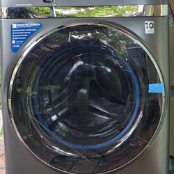 New Washin Machine Dryer All In One General Electric,  clothes ready, complete cycle