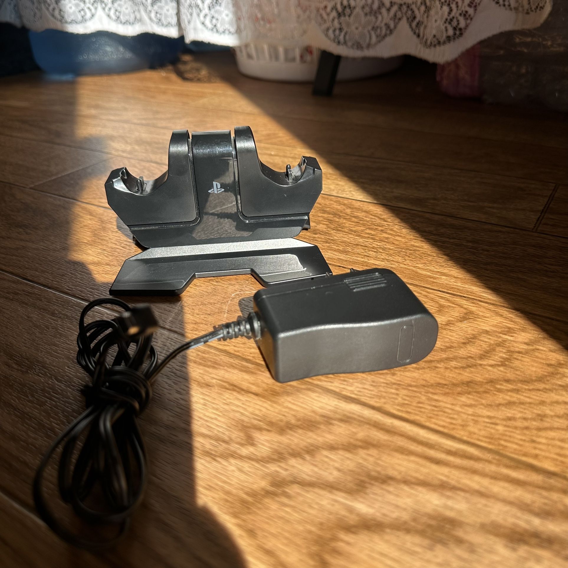 Authentic PS4 DualShock 4 Controller Dock Charging Station