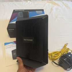 NETGEAR Nighthawk AC1900 C7000 Wireless Gigabit Router