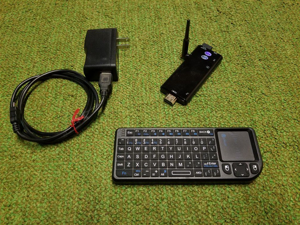 TronSmart HDMI Mini PC with Wireless Keyboard / Mouse Pad