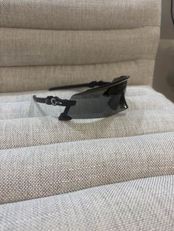 Oakley kato