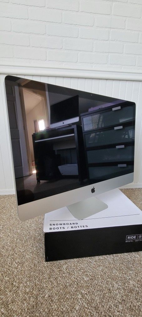 Late 2009 27in iMac For Parts