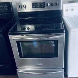 Electric Stove Like New 