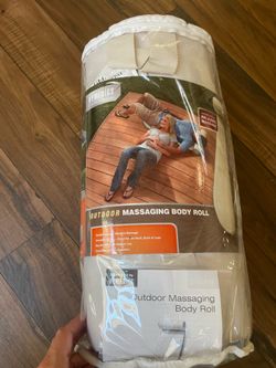 Body massage mat