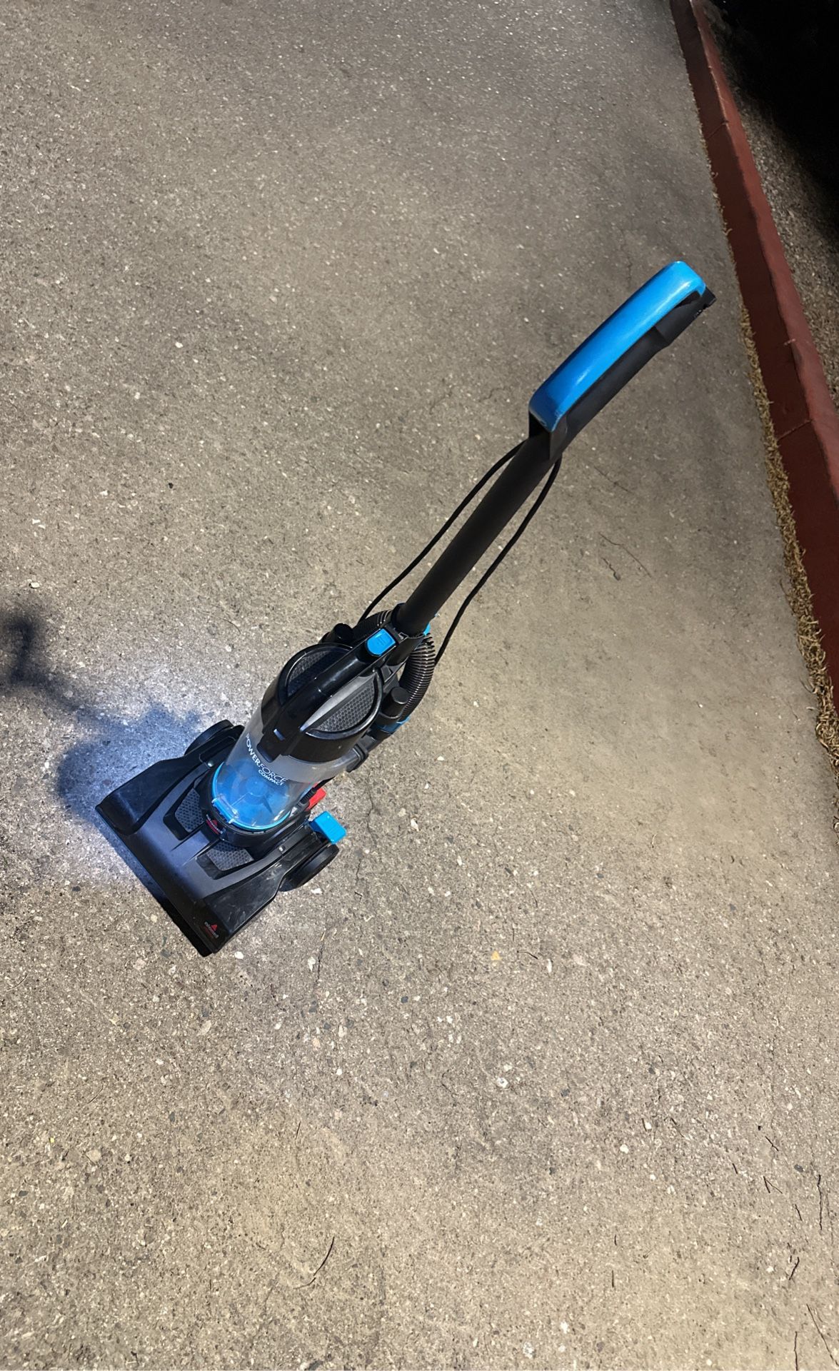 Bissell PowerForce Compact- Very Clean, Lightweight