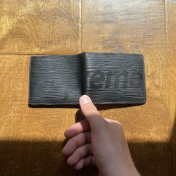 Supreme x Louis Vatton wallet