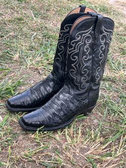 Lucchese Caiman belly boots