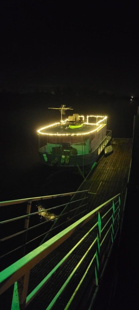 1965 Stephens 48ft house boat