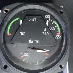 Cessna Airplane Gauges