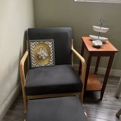 Bamboo Rocking Chair With Ottoman Grey Color Paid 319.00 Asking 80$..