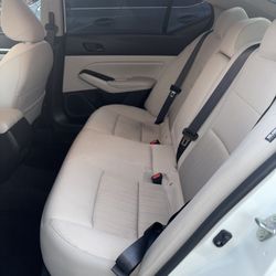 Nissan Altima 23