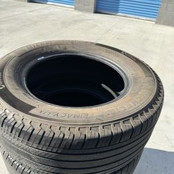 265/65R18 Michelin