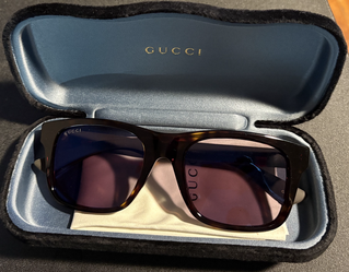 NEW/NEVER WORN Gucci Sunglasses