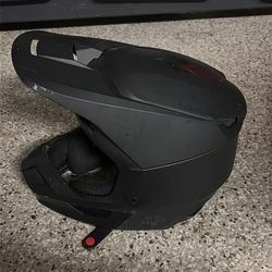 Medium sized fox full face helmet