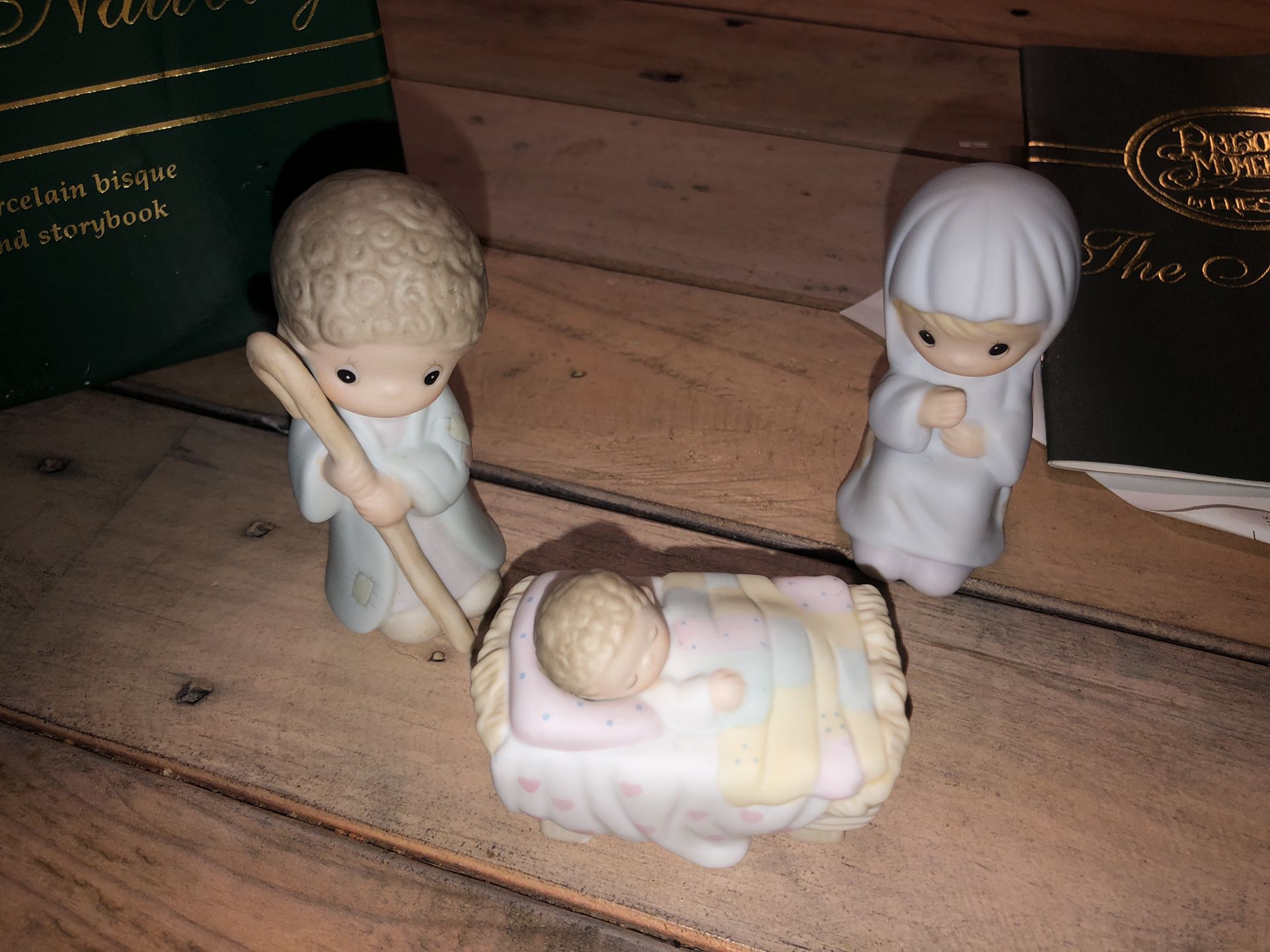mini precious moment nativity scene 