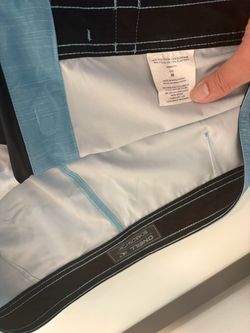 Size 38 blue O’Neil board shorts