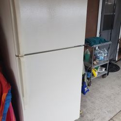 White Refrigerator In Good Condition everything 