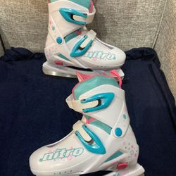 New Ice Skates Adjustable Size 1-4, Sizes 1, 2, 3, 4