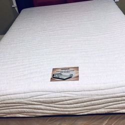 Mattress+Box queen memory foam gel FIRMER 11”thick box spring 9”brand new in plastic we deliver
