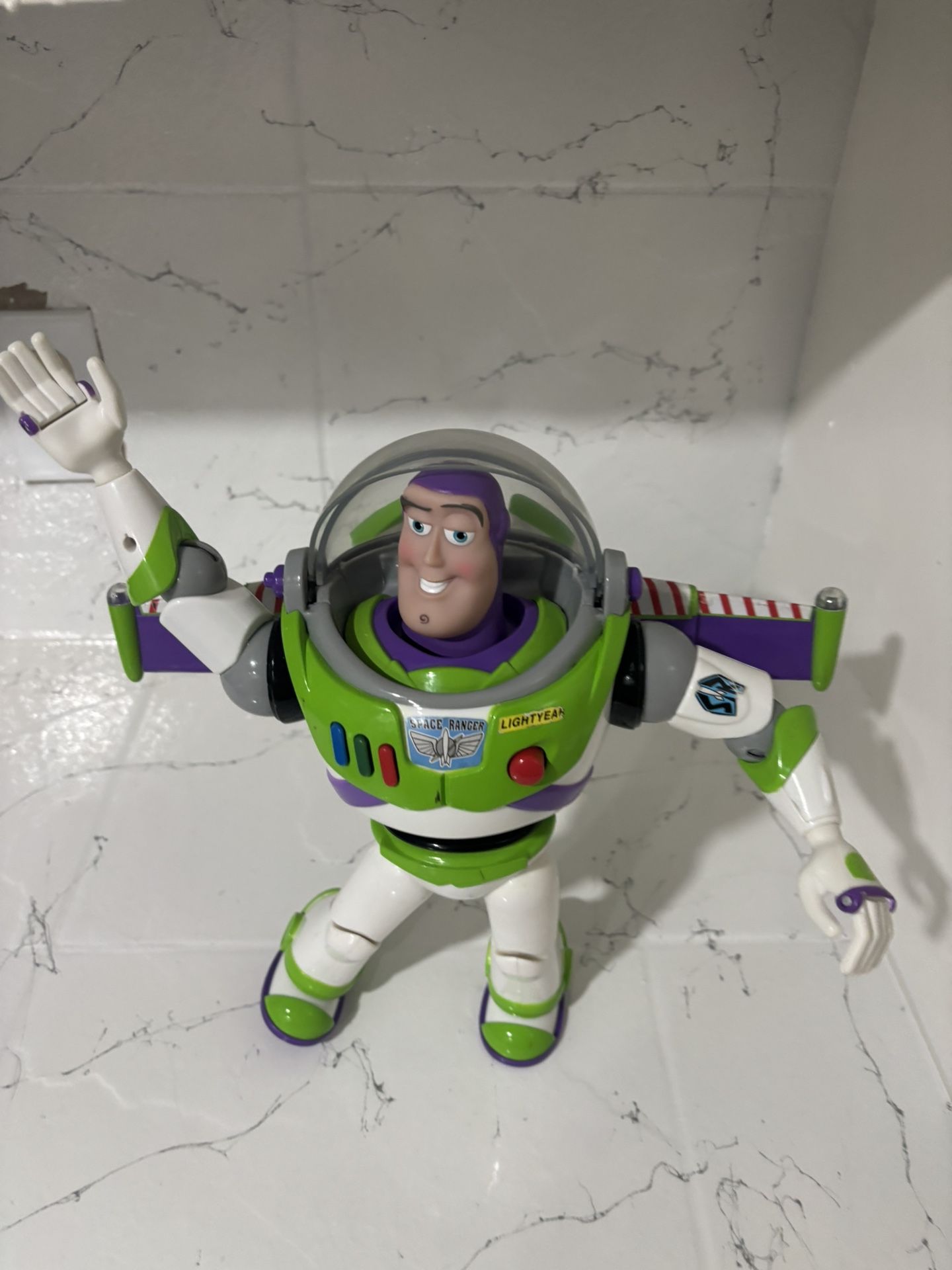 Buzz Ligthyear