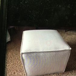 HIGH END ELEGANT LUXURY OTTOMAN 24x24x24 BY URBAN NATURE RETAILS AT 1195 PLUS TAX …..NEW..NEVER USED