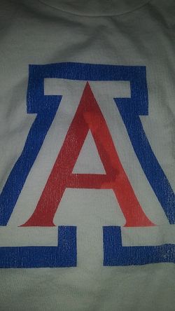 Arizona Wildcats extra large t-shirt